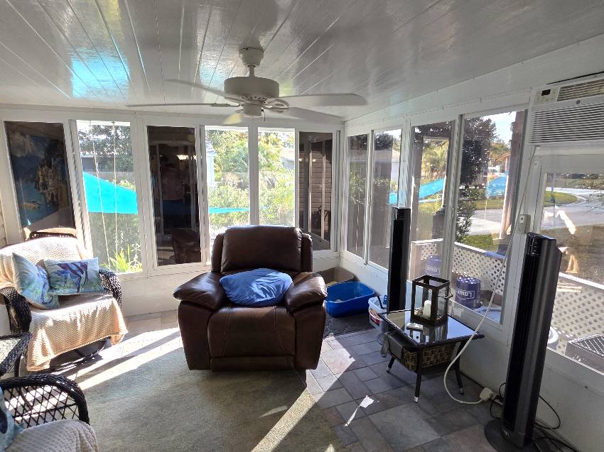 6960 W Eatonshire Path a Homosassa, FL Mobile or Manufactured Home for Sale