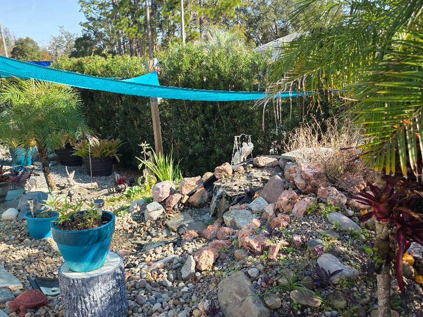 6960 W Eatonshire Path a Homosassa, FL Mobile or Manufactured Home for Sale