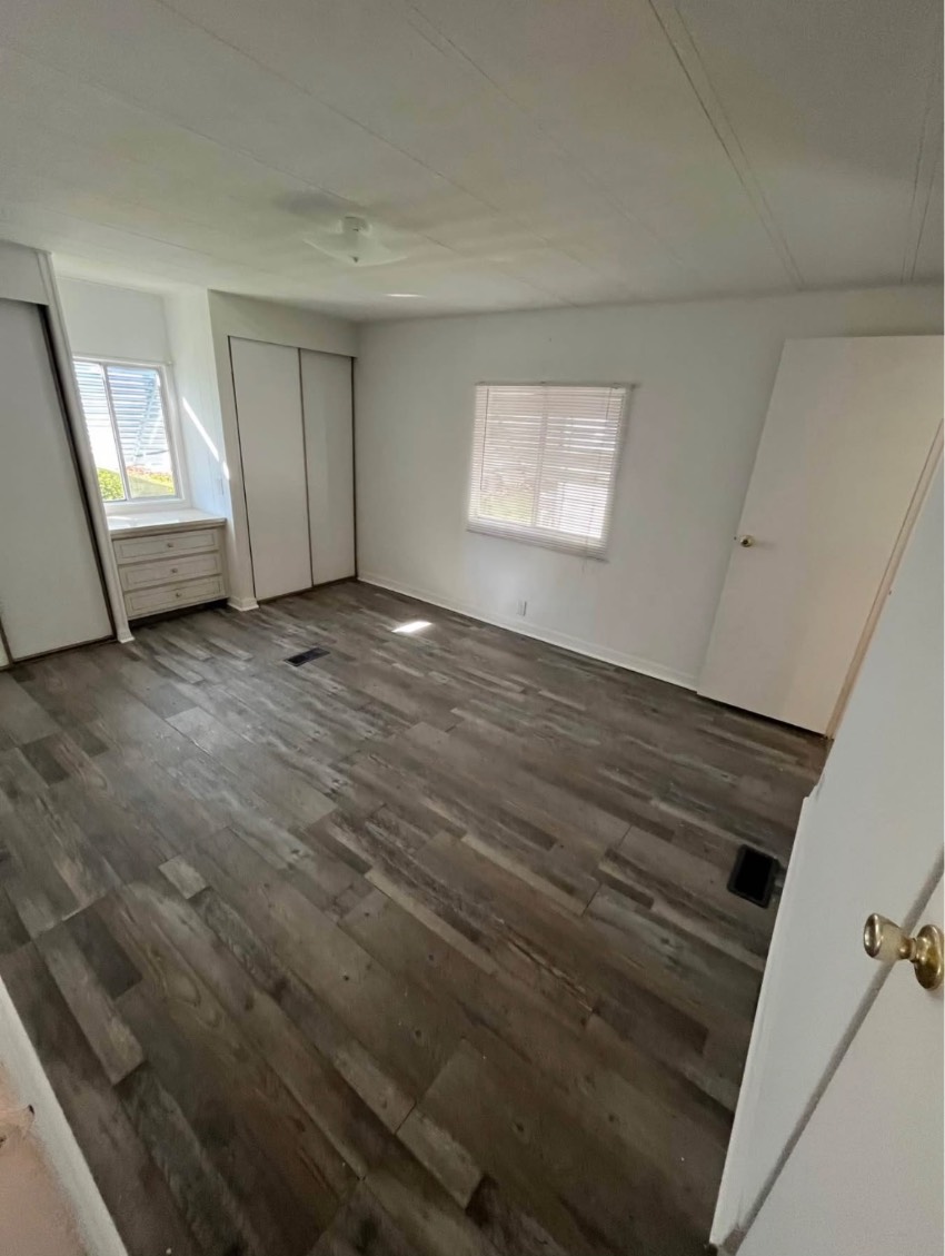 13210 Lemon Ave a Grand Island, FL Mobile or Manufactured Home for Sale