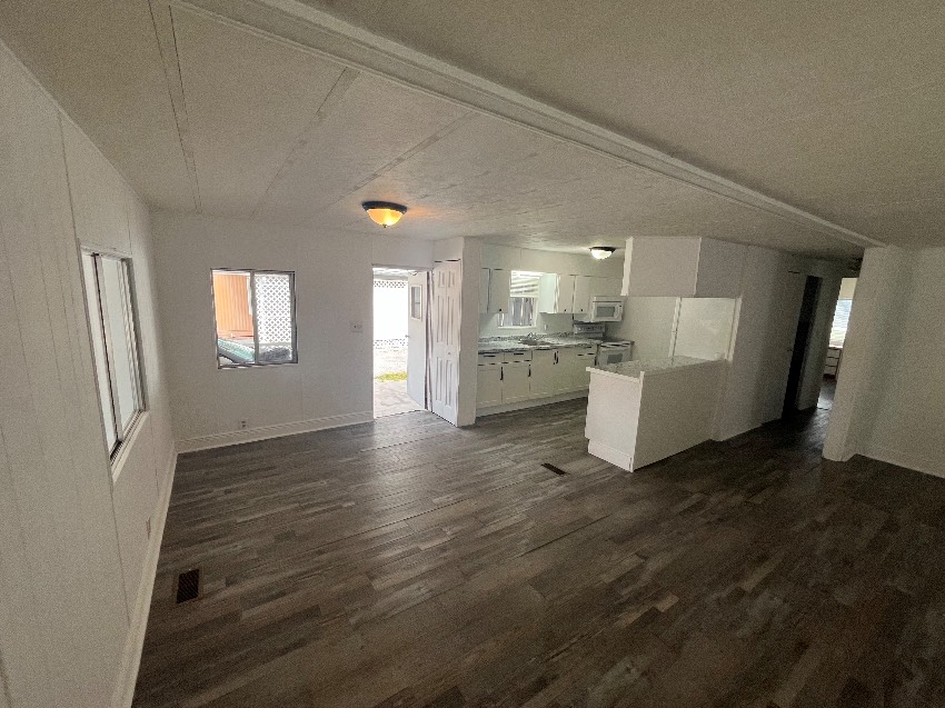 13210 Lemon Ave a Grand Island, FL Mobile or Manufactured Home for Sale