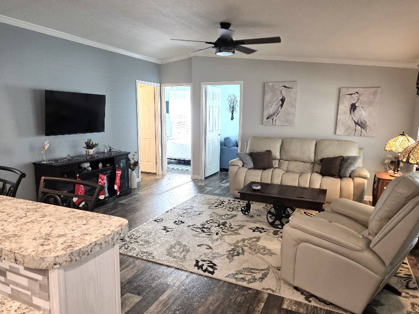 6957 W Leonshire Lane a Homosassa, FL Mobile or Manufactured Home for Sale