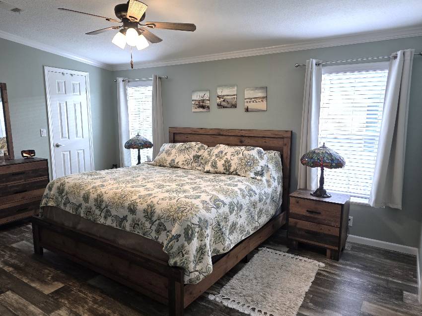 6957 W Leonshire Lane a Homosassa, FL Mobile or Manufactured Home for Sale