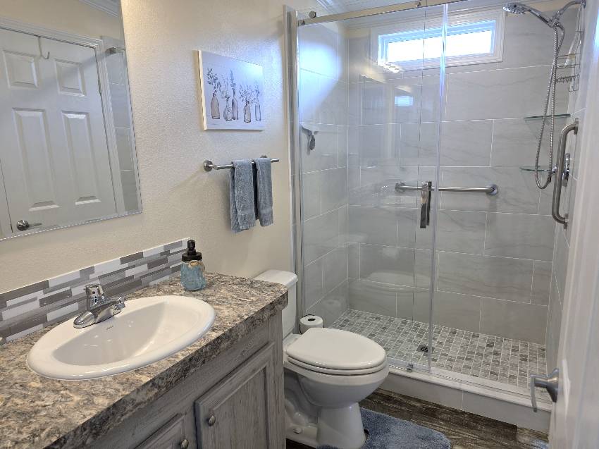 6957 W Leonshire Lane a Homosassa, FL Mobile or Manufactured Home for Sale