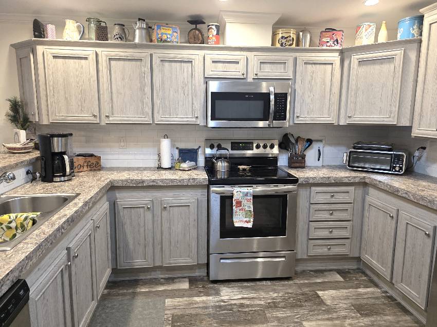 7036 W Pollans Lane a Homosassa, FL Mobile or Manufactured Home for Sale