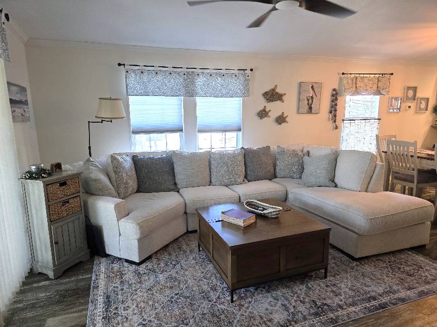 7036 W Pollans Lane a Homosassa, FL Mobile or Manufactured Home for Sale