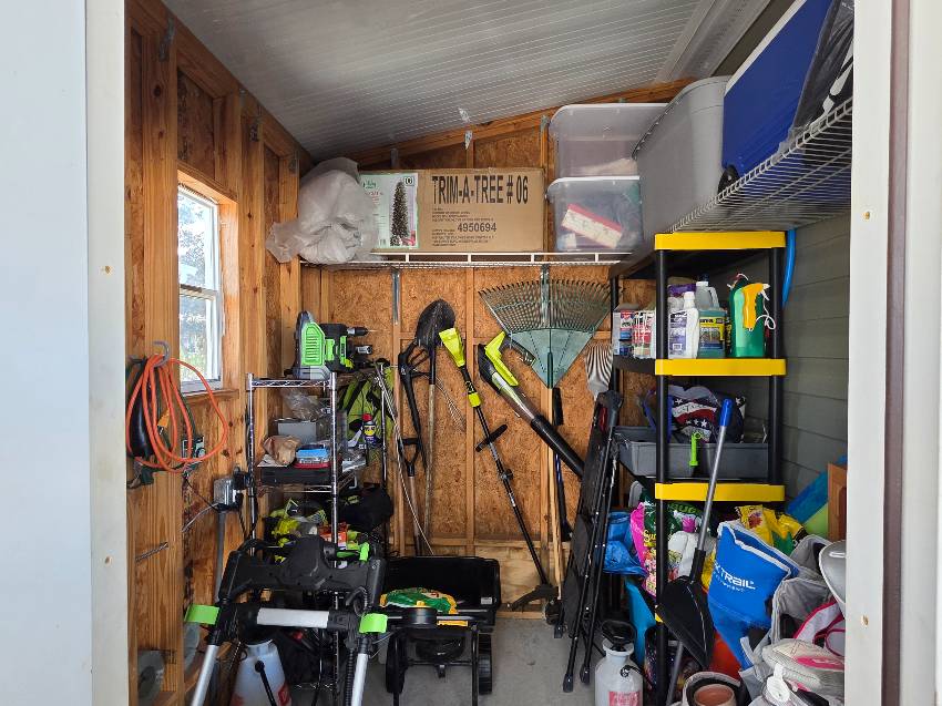 7036 W Pollans Lane a Homosassa, FL Mobile or Manufactured Home for Sale