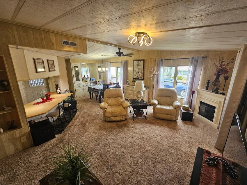 1470 Cactus Dr a Lakeland, FL Mobile or Manufactured Home for Sale