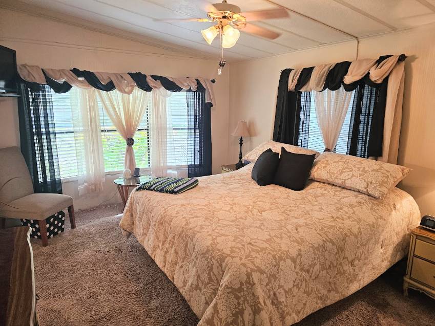 1470 Cactus Dr a Lakeland, FL Mobile or Manufactured Home for Sale