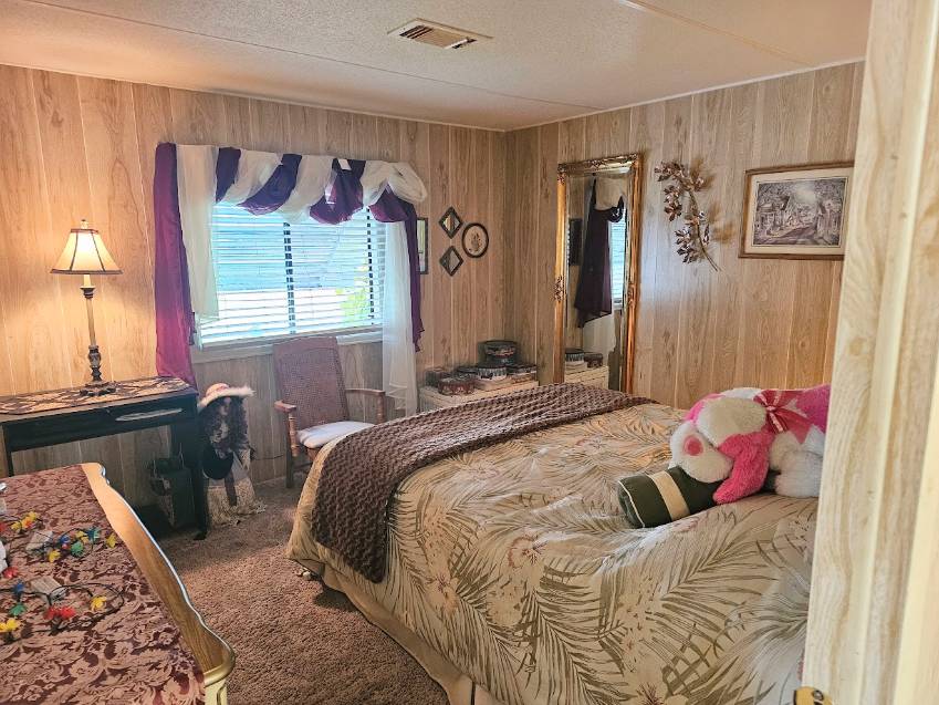 1470 Cactus Dr a Lakeland, FL Mobile or Manufactured Home for Sale