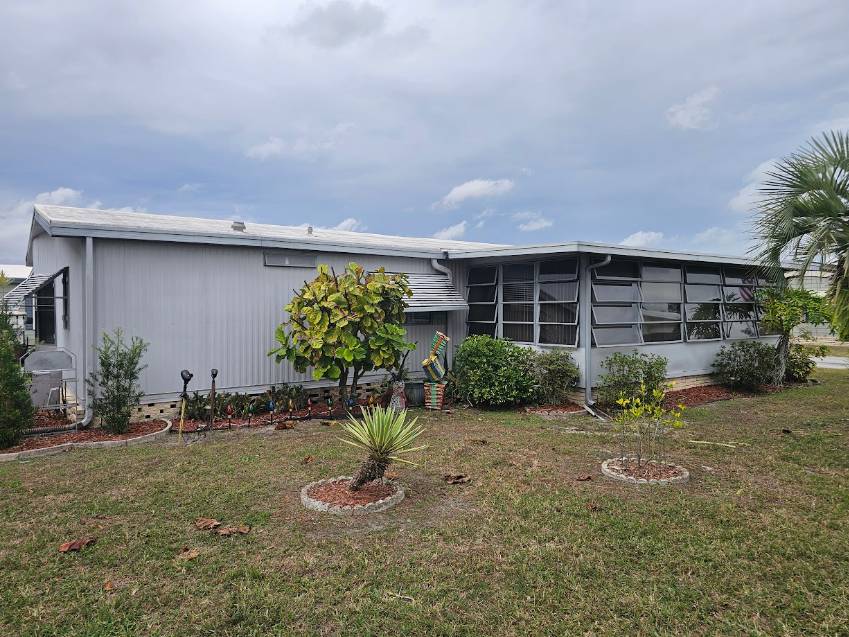 1470 Cactus Dr a Lakeland, FL Mobile or Manufactured Home for Sale