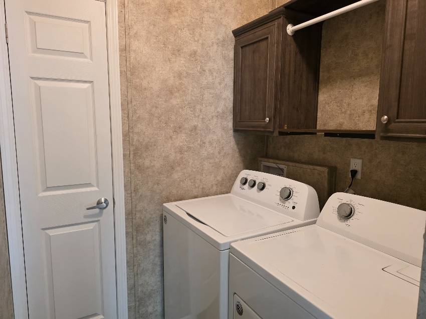 10599 S Termon Dr a Homosassa, FL Mobile or Manufactured Home for Sale