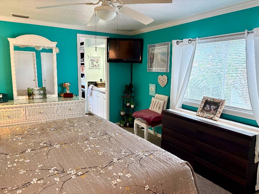 917 Sand Cay W a Venice, FL Mobile or Manufactured Home for Sale