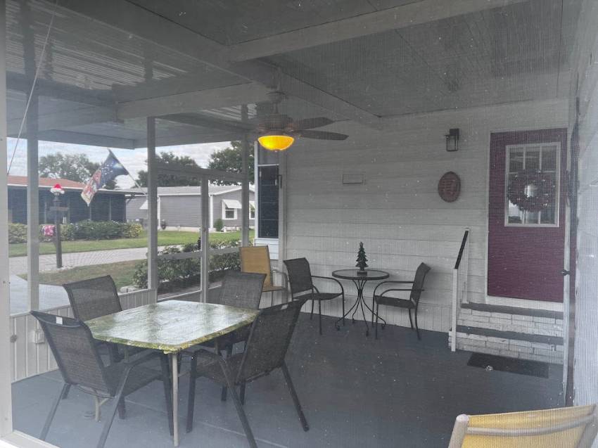 422 Tennis Lane a Winter Haven, FL Mobile or Manufactured Home for Sale