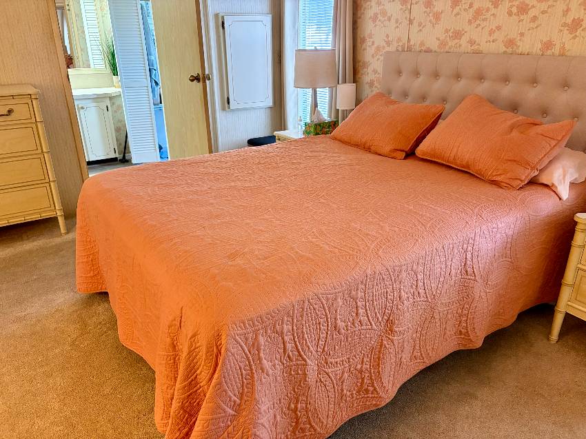 1172 Juanita Circle a Venice, FL Mobile or Manufactured Home for Sale