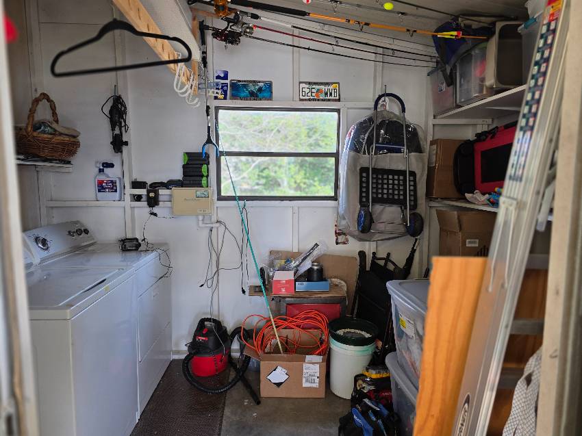 7041 W Rushport Lane a Homosassa, FL Mobile or Manufactured Home for Sale