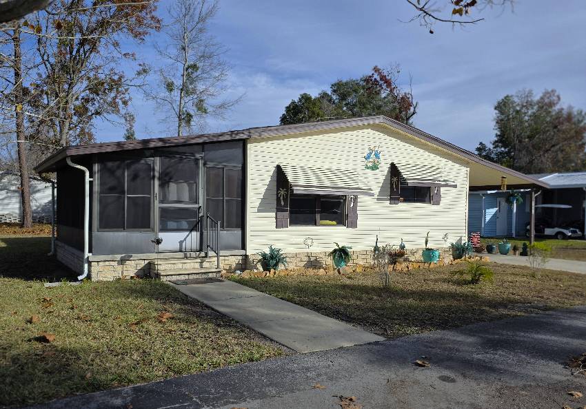 7041 W Rushport Lane a Homosassa, FL Mobile or Manufactured Home for Sale