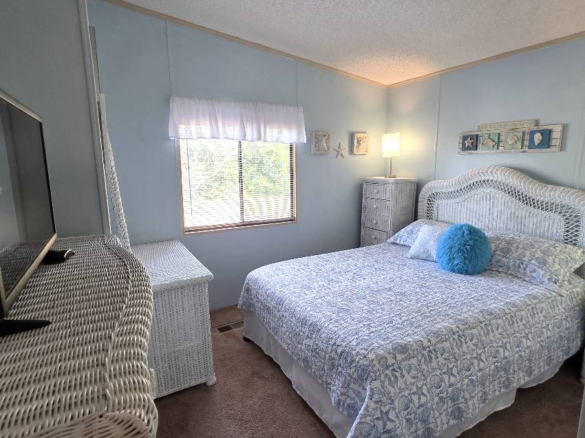 7041 W Rushport Lane a Homosassa, FL Mobile or Manufactured Home for Sale