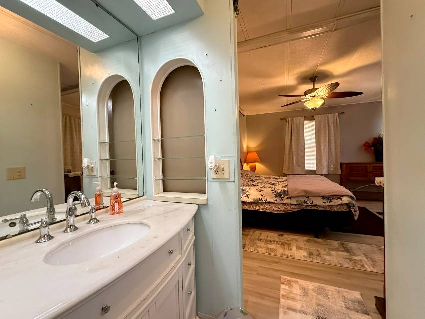 7204 Lakeshore Dr a Ellenton, FL Mobile or Manufactured Home for Sale