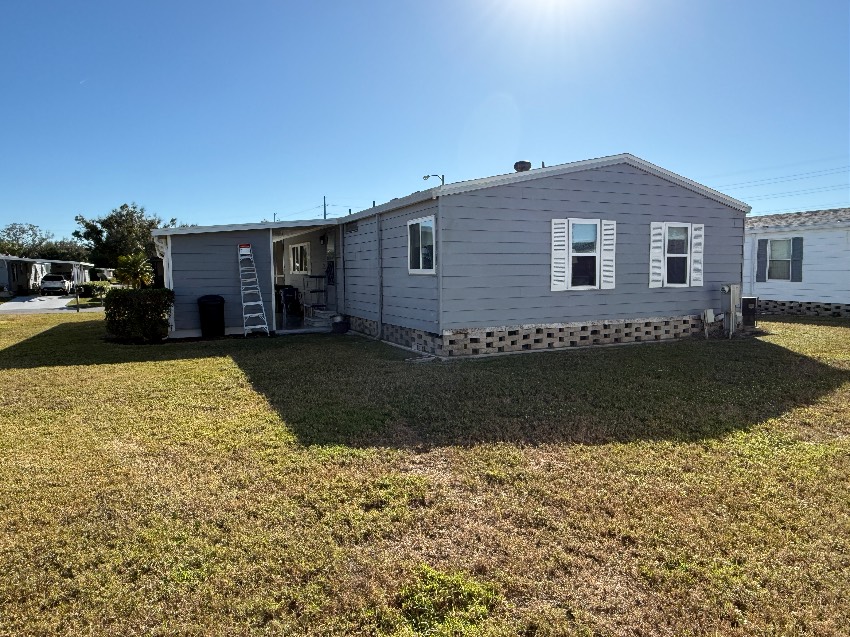 6253 Chalgrove Circle a Sarasota, FL Mobile or Manufactured Home for Sale