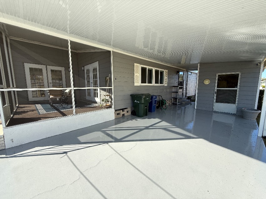 6253 Chalgrove Circle a Sarasota, FL Mobile or Manufactured Home for Sale