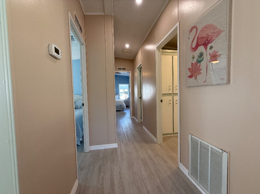 6253 Chalgrove Circle a Sarasota, FL Mobile or Manufactured Home for Sale