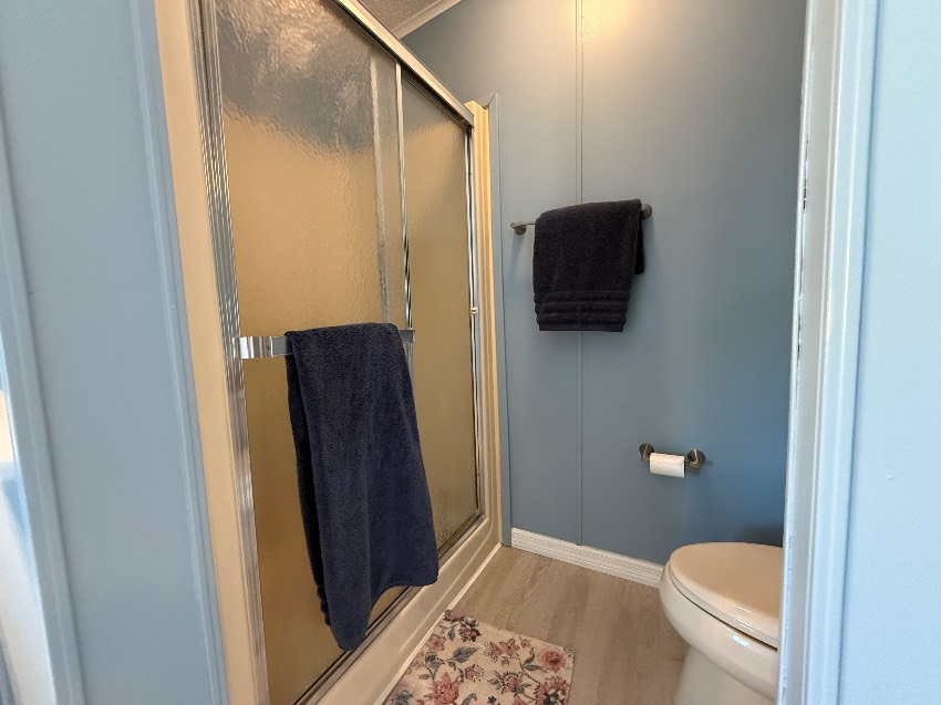 6253 Chalgrove Circle a Sarasota, FL Mobile or Manufactured Home for Sale