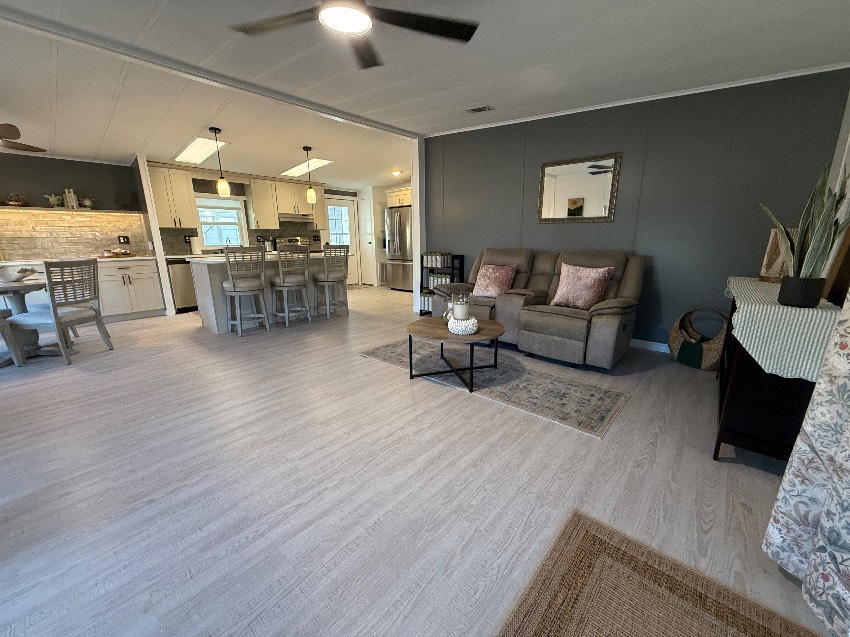 5642 Scarborough Ln a Sarasota, FL Mobile or Manufactured Home for Sale