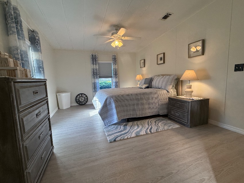 5642 Scarborough Ln a Sarasota, FL Mobile or Manufactured Home for Sale