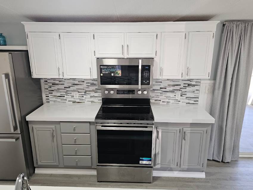 223 Lake Huron Dr a Mulberry, FL Mobile or Manufactured Home for Sale