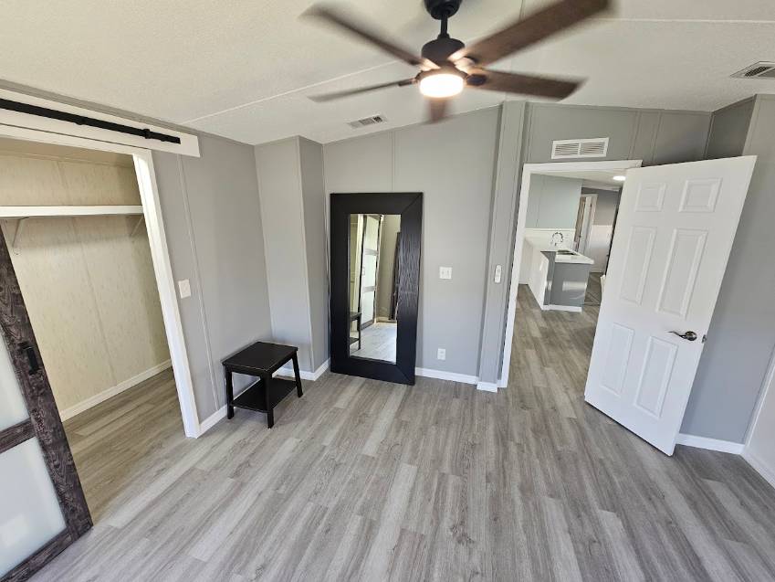 223 Lake Huron Dr a Mulberry, FL Mobile or Manufactured Home for Sale