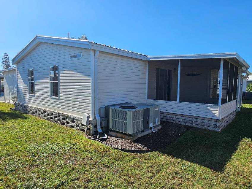 223 Lake Huron Dr a Mulberry, FL Mobile or Manufactured Home for Sale