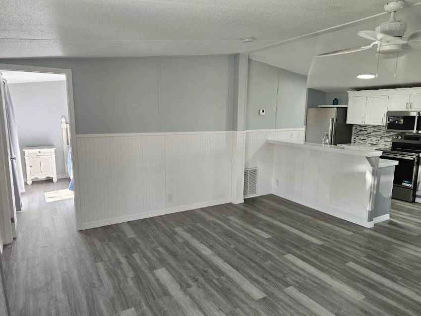 223 Lake Huron Dr a Mulberry, FL Mobile or Manufactured Home for Sale