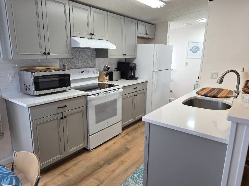 10278 S Hollington Terrace a Homosassa, FL Mobile or Manufactured Home for Sale