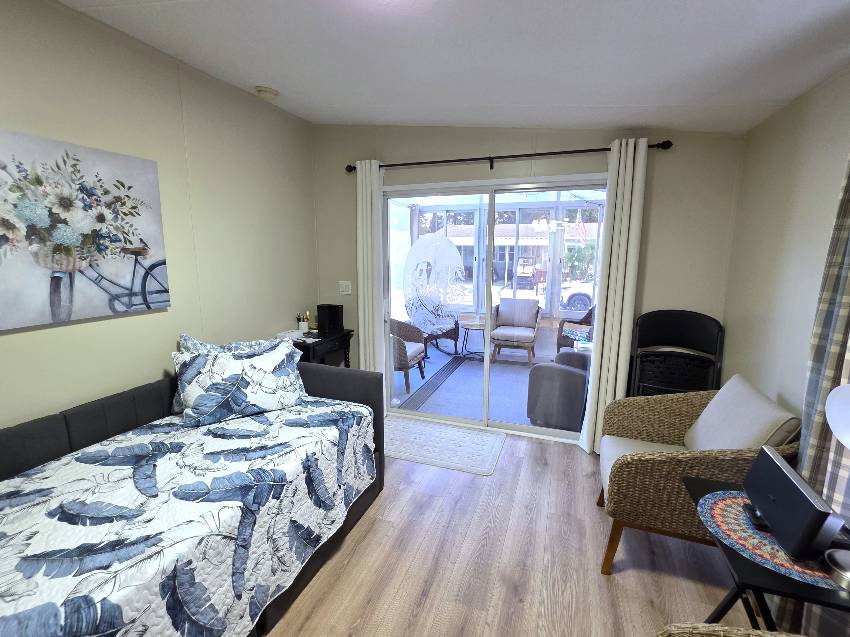 10278 S Hollington Terrace a Homosassa, FL Mobile or Manufactured Home for Sale