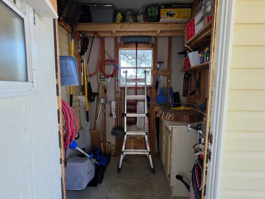 10278 S Hollington Terrace a Homosassa, FL Mobile or Manufactured Home for Sale