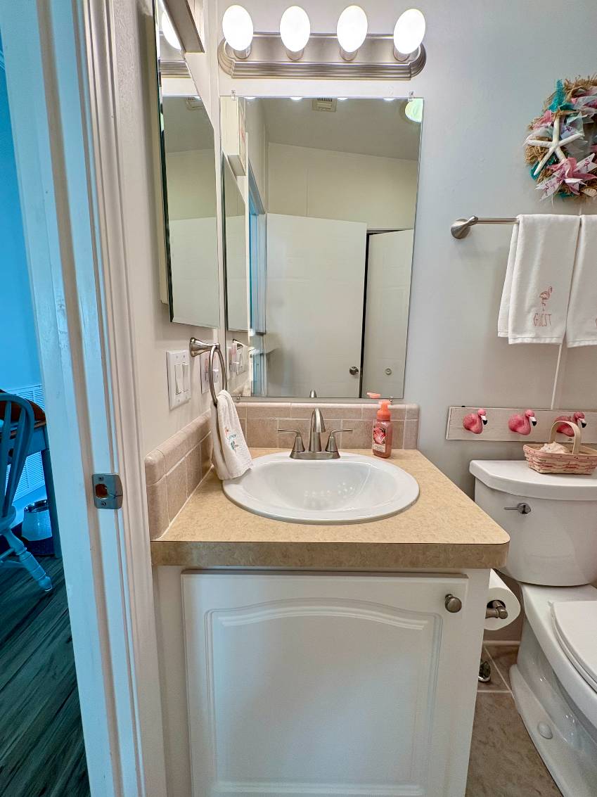 982 Cayman E a Venice, FL Mobile or Manufactured Home for Sale