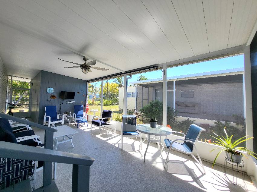 8421 Morgan Drive a Sarasota, FL Mobile or Manufactured Home for Sale