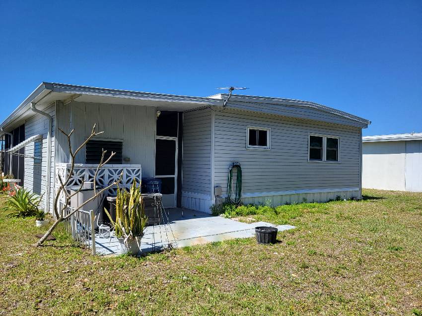 8421 Morgan Drive a Sarasota, FL Mobile or Manufactured Home for Sale