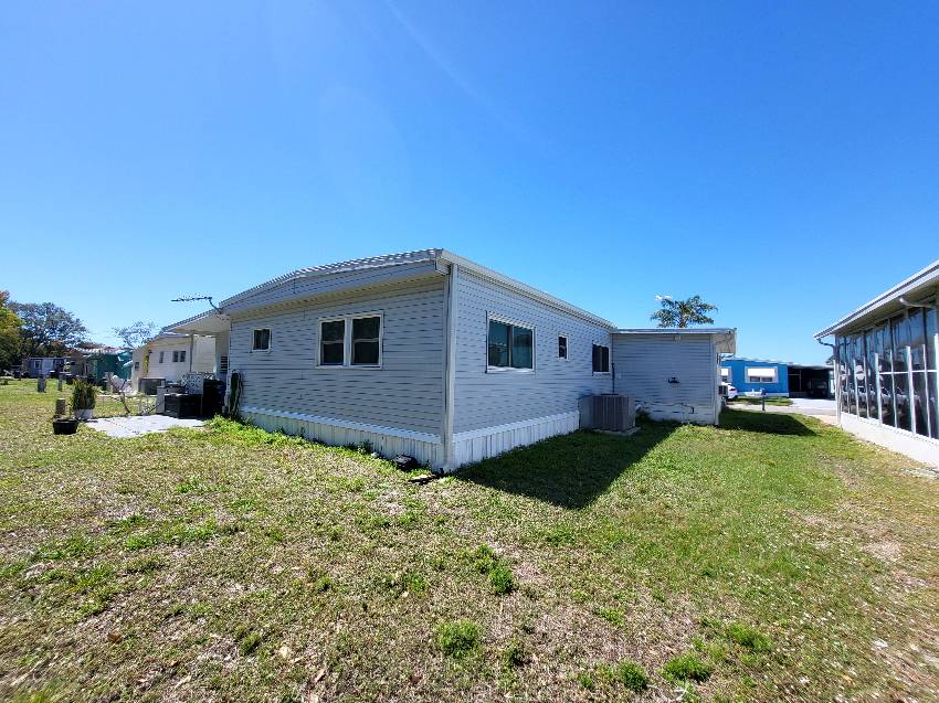 8421 Morgan Drive a Sarasota, FL Mobile or Manufactured Home for Sale