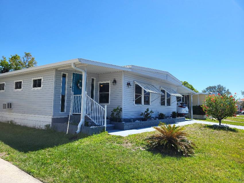 8421 Morgan Drive a Sarasota, FL Mobile or Manufactured Home for Sale
