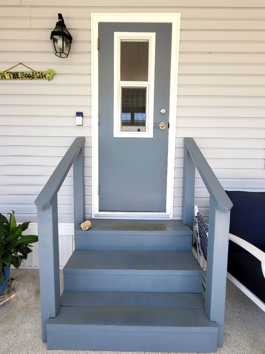 8421 Morgan Drive a Sarasota, FL Mobile or Manufactured Home for Sale