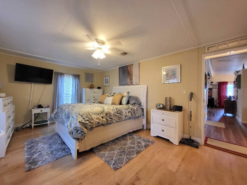 5330 Sudbury Place a Sarasota, FL Mobile or Manufactured Home for Sale