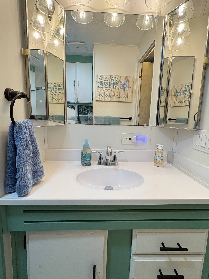 1300 N River Road Lot E31 a Venice, FL Mobile or Manufactured Home for Sale