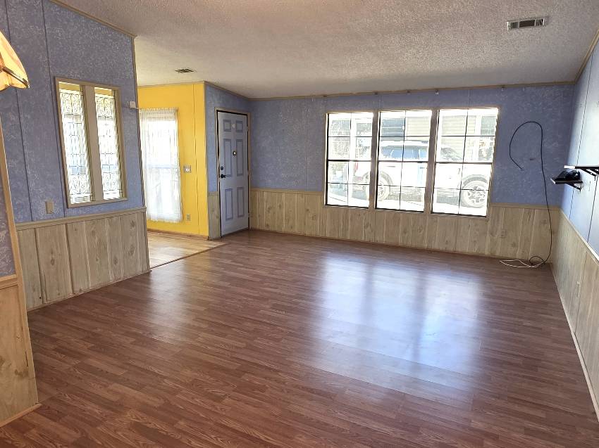 11536 Pierview Rd a Dade City, FL Mobile or Manufactured Home for Sale