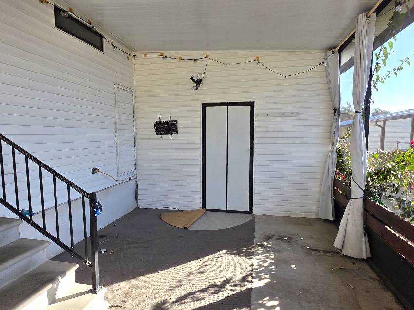 11536 Pierview Rd a Dade City, FL Mobile or Manufactured Home for Sale