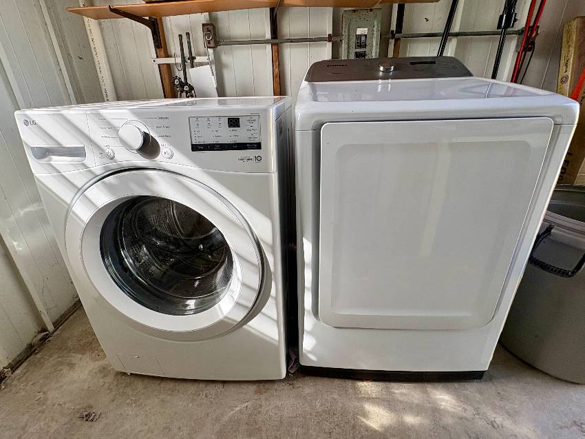 900 Nogoya W a Venice, FL Mobile or Manufactured Home for Sale