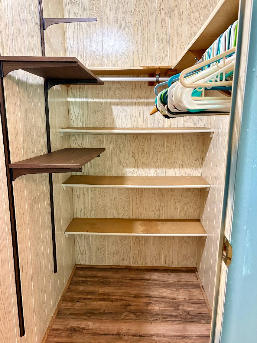 900 Nogoya W a Venice, FL Mobile or Manufactured Home for Sale