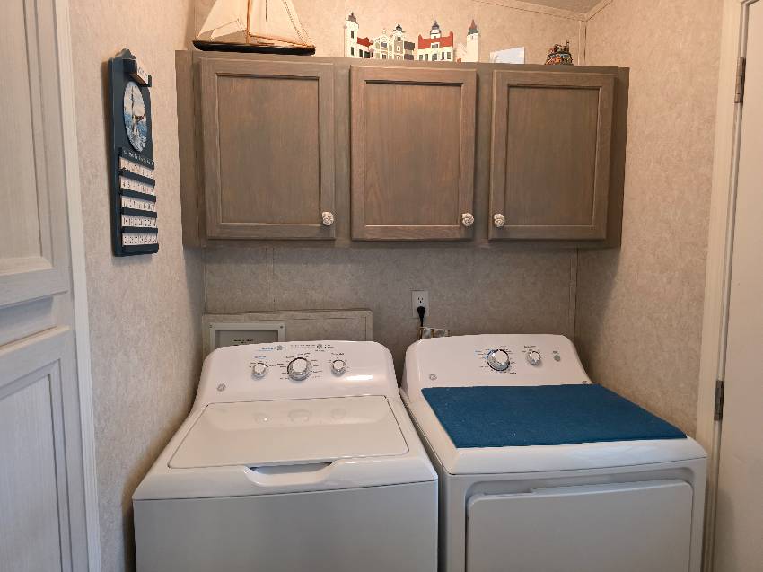 6931 W Pollans Lane a Homosassa, FL Mobile or Manufactured Home for Sale