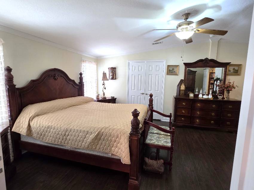 10820 S Sterlingshire Terrace a Homosassa, FL Mobile or Manufactured Home for Sale