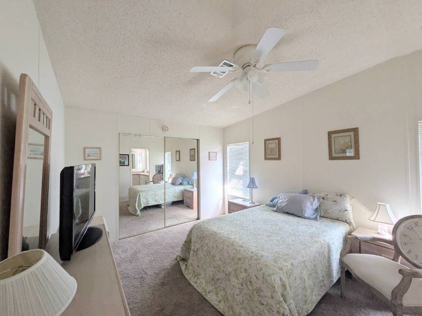 6142 Sundance Dr a Zephyrhills, FL Mobile or Manufactured Home for Sale